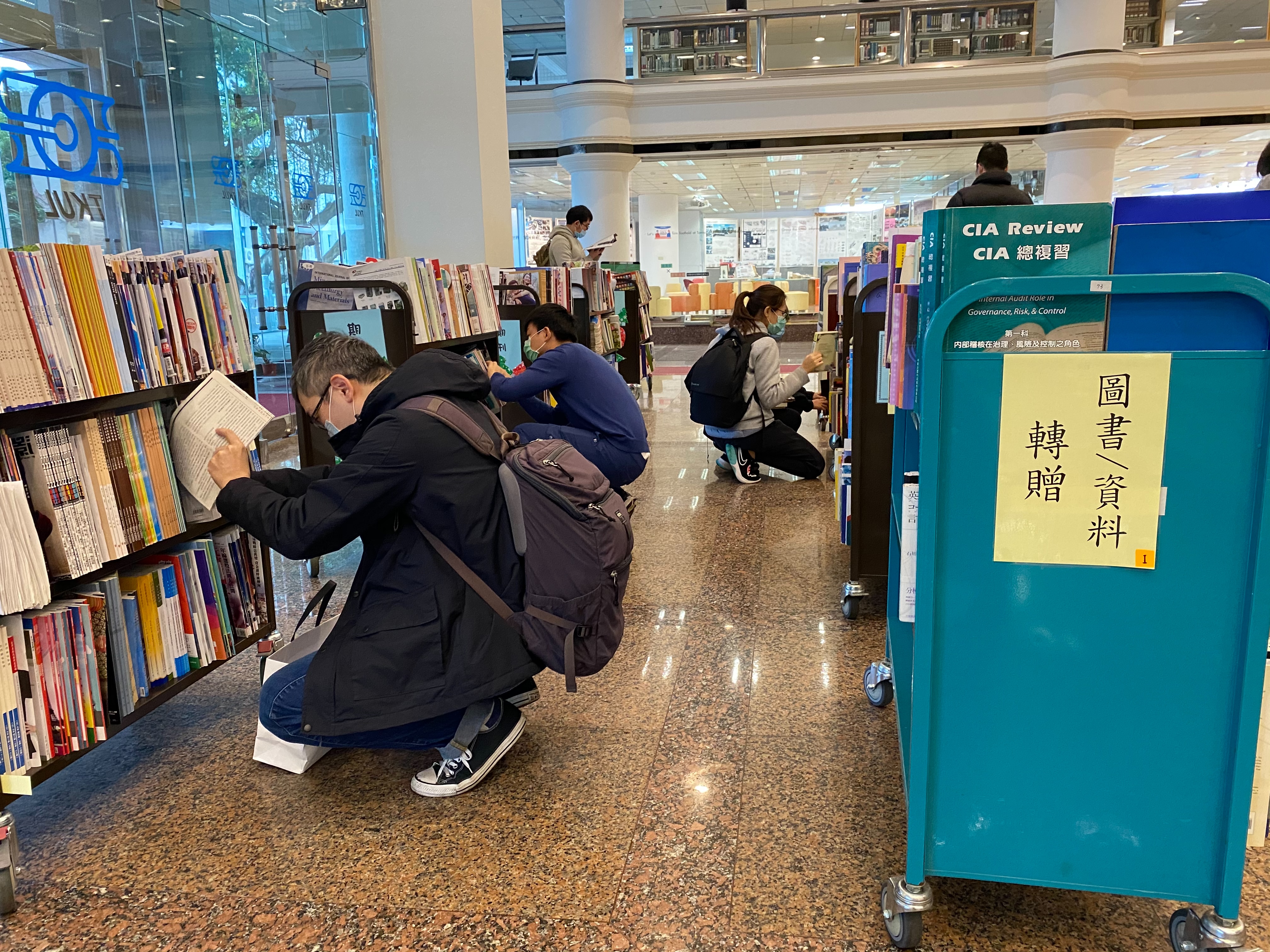 期刊/图书转赠活动照片-4